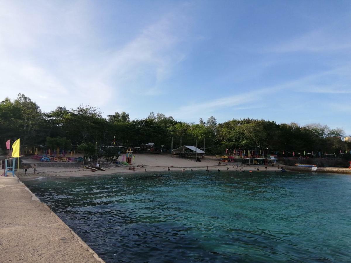 Mactan Newtown Deluxe Island Breeze Apartment Lapu-Lapu City Exterior photo